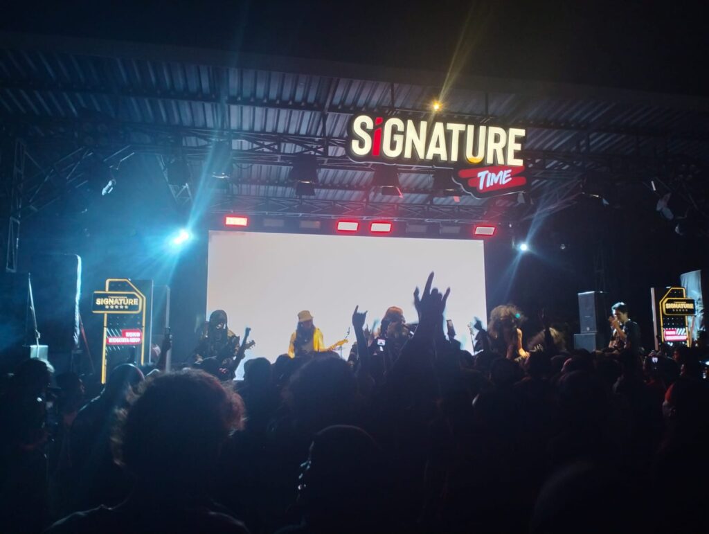 Kota Tegal Diguncang oleh Intimate Concert Lawang Pitu dan Peluncuran Album